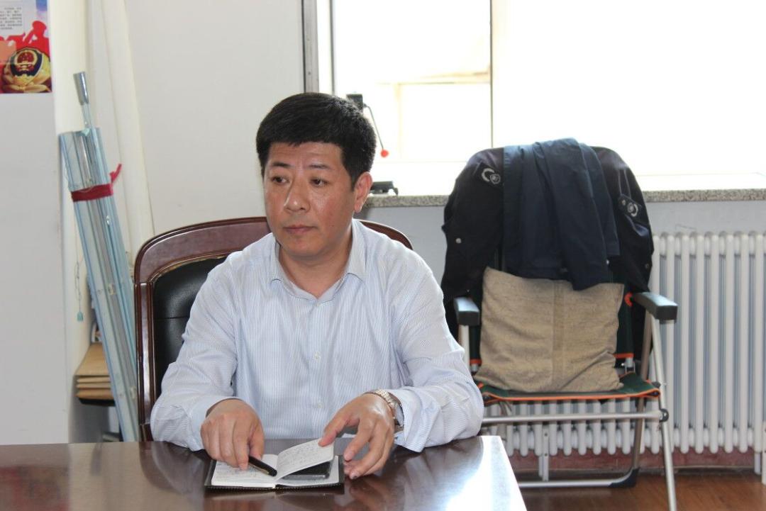 秋里高歌梁公吟，三山五岳湖中秀打一准确生肖请全面释义、解释与落实、构建解答解释落实